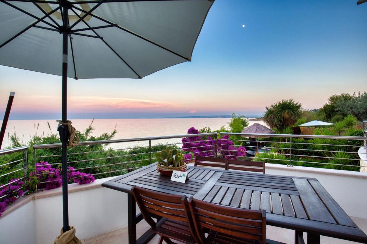 Residenze Longhi Bed & Breakfast Vasto Luaran gambar