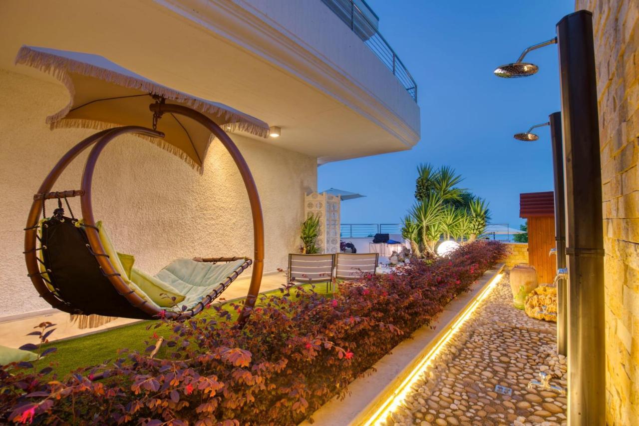 Residenze Longhi Bed & Breakfast Vasto Luaran gambar