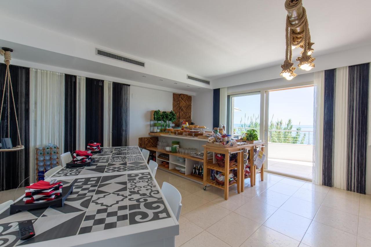 Residenze Longhi Bed & Breakfast Vasto Luaran gambar