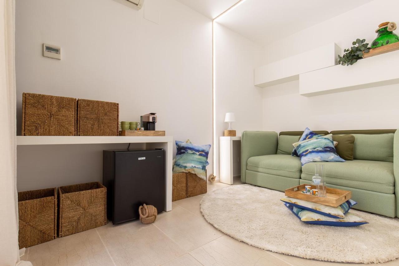 Residenze Longhi Bed & Breakfast Vasto Luaran gambar