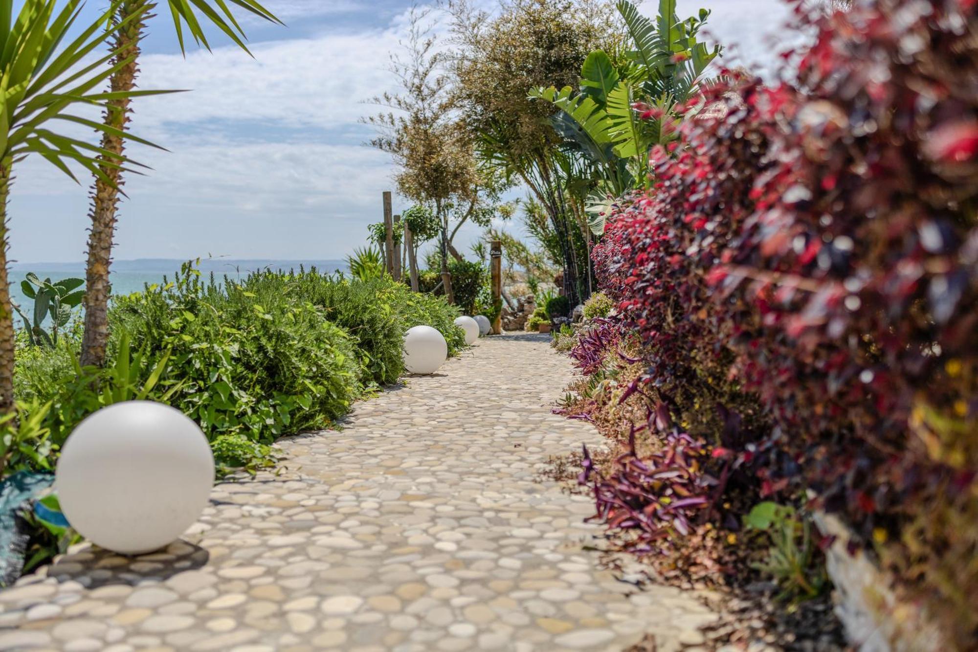 Residenze Longhi Bed & Breakfast Vasto Luaran gambar